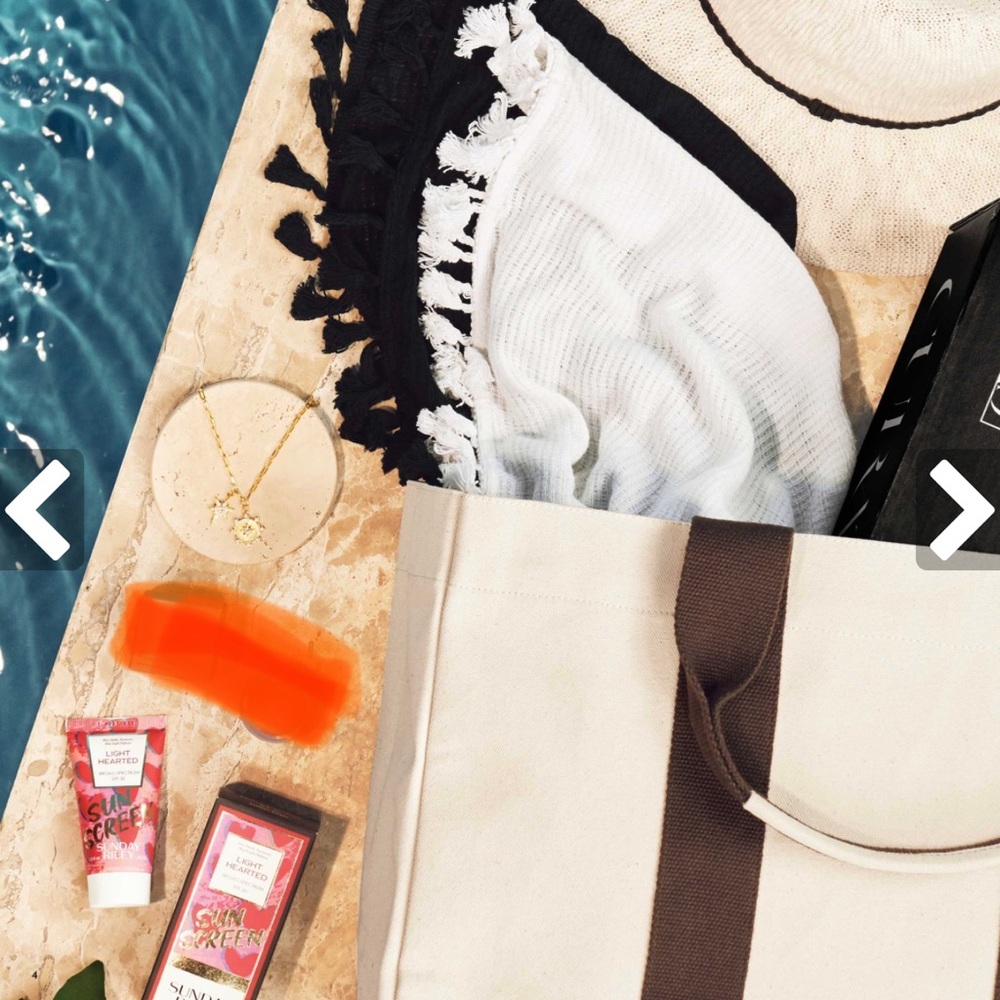 Rachel Zoe Curateur Box Summer 2022